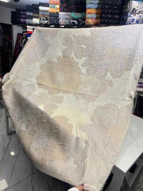 Luxury European Brocade – The Ultimate Choice for Haute Couture & Elegant Fashion 5 meter - Image 2