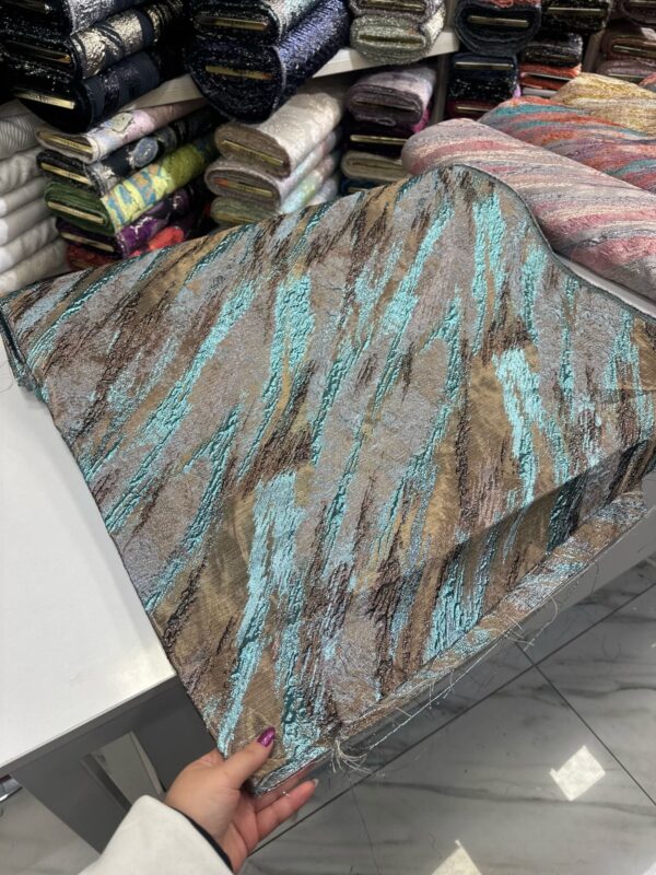 Luxury European Brocade – The Ultimate Choice for Haute Couture & Elegant Fashion 5 meter - Image 2