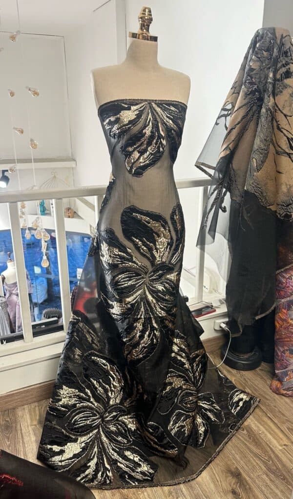 Luxury European Brocade – The Ultimate Choice for Haute Couture & Elegant Fashion 5 meter - Image 2
