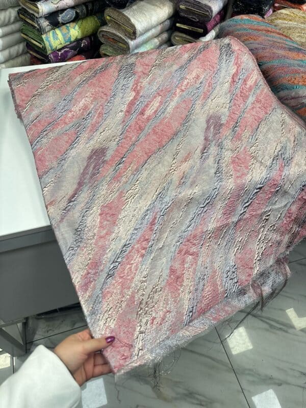 Luxury European Brocade – The Ultimate Choice for Haute Couture & Elegant Fashion 5 meter - Image 4